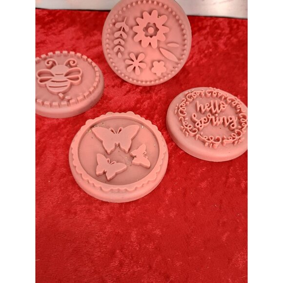 William Sonoma aSpring-Themed Silicone & Wood Cookie Stamp Set - Picture 6 of 8